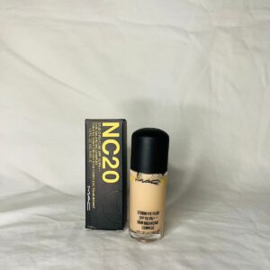 Mac NC20 Foundation